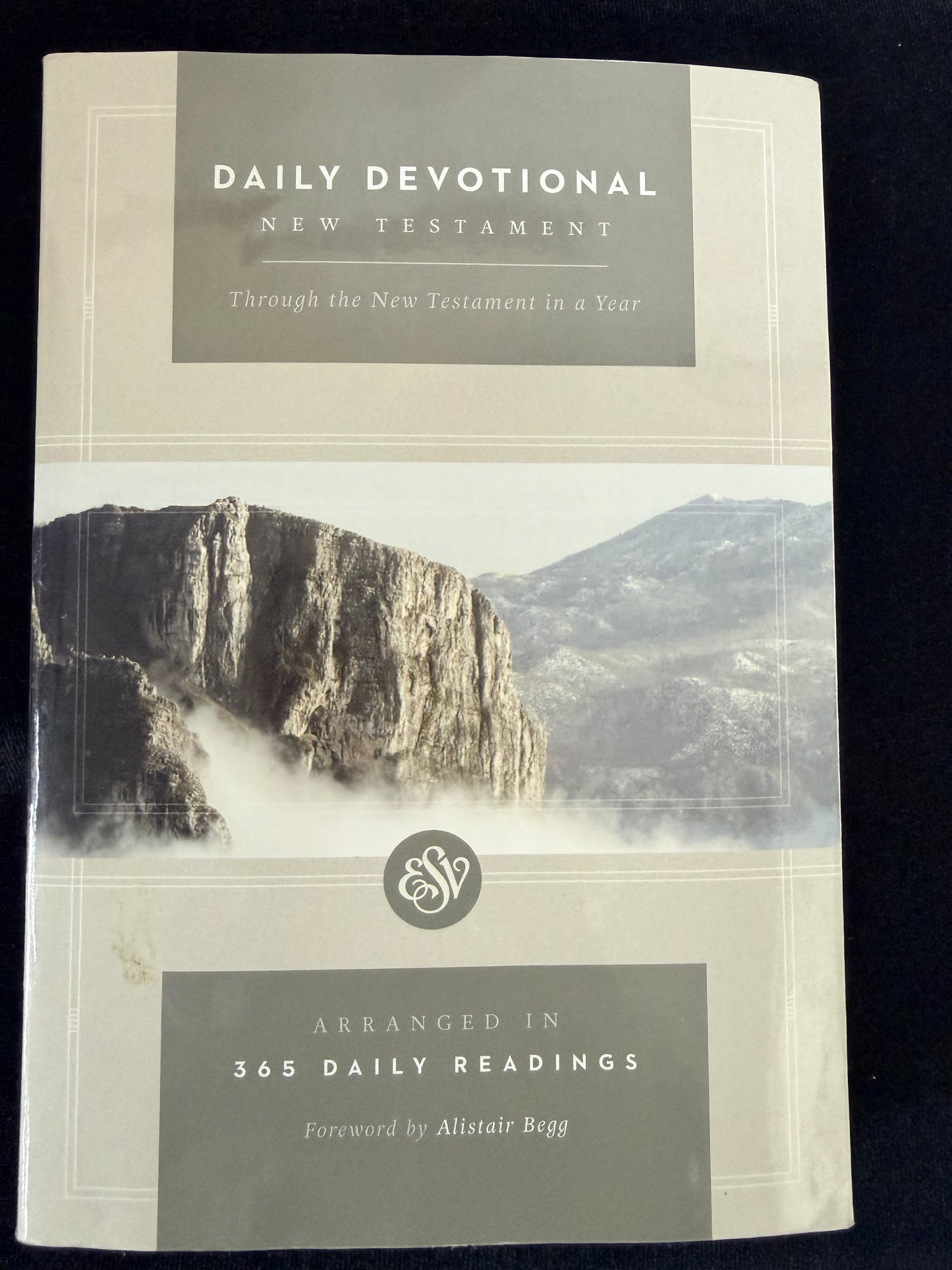 Daily Devotional New Testament ESV 365 Daily Readings