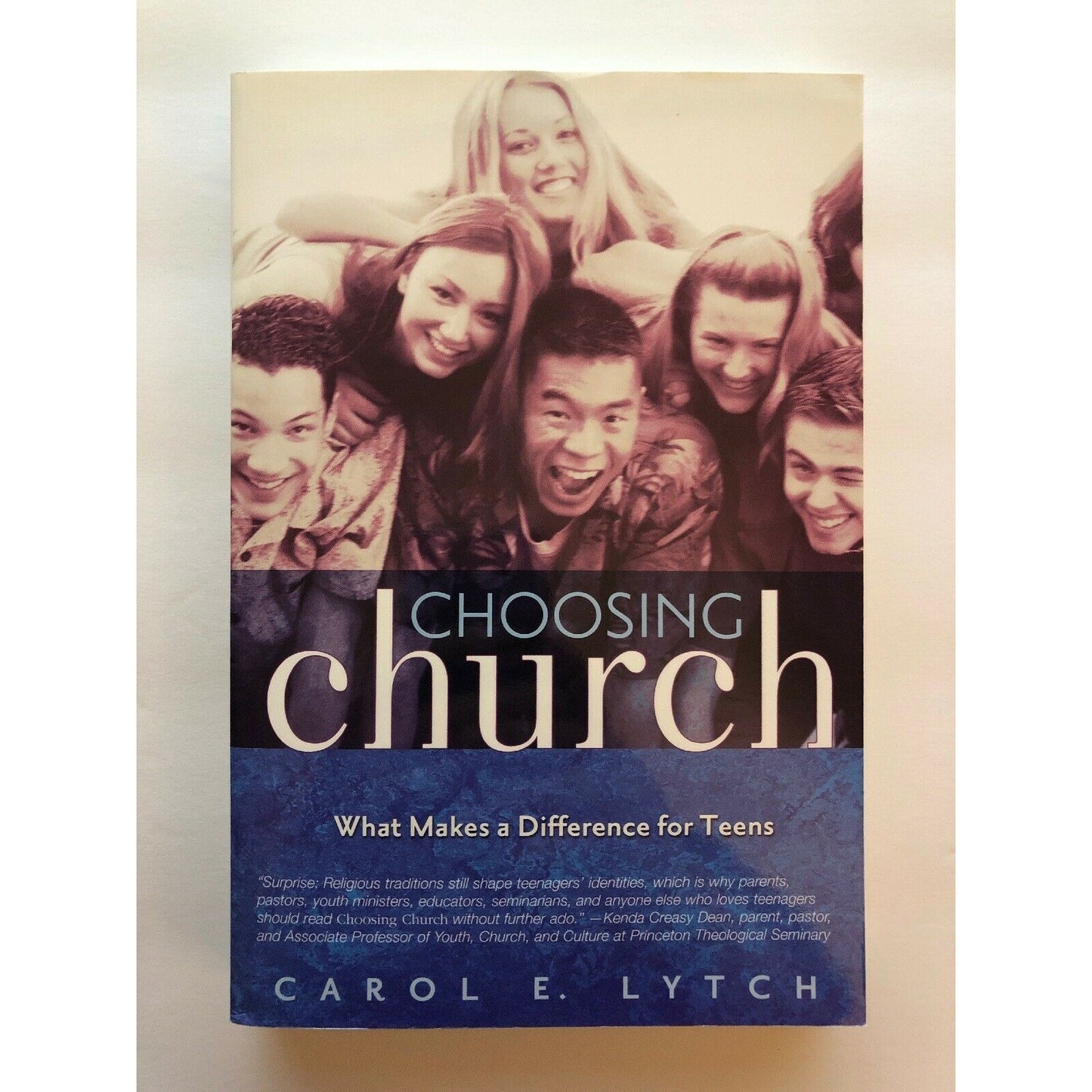 Choosing Church : What Makes a Difference for Teens